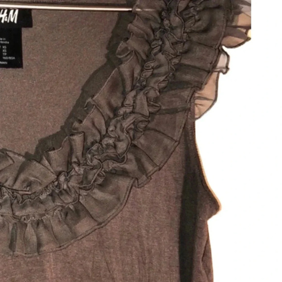 H&M EUC WOMENS TANK TOP SHIRT SUMMER SPRING CASUAL WOMEN SLEEVELESS SIZE XS - Picture 3 of 6